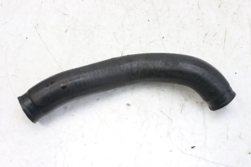 photo de RADIATOR HOSE TRIUMPH SPRINT ST 955 (1999 - 2001)