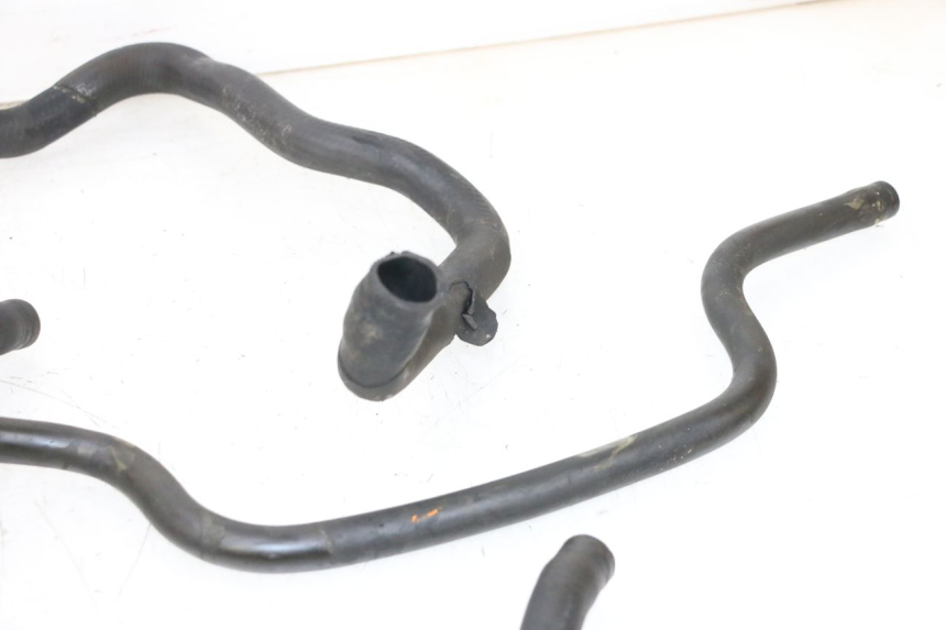 photo de RADIATOR HOSE PIAGGIO VESPA GTS SUPER IE 125 (2009 - 2016) - Technical close-up