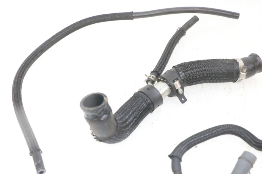 photo de RADIATOR HOSE YAMAHA XJ6 ABS 600 (2008 - 2016)