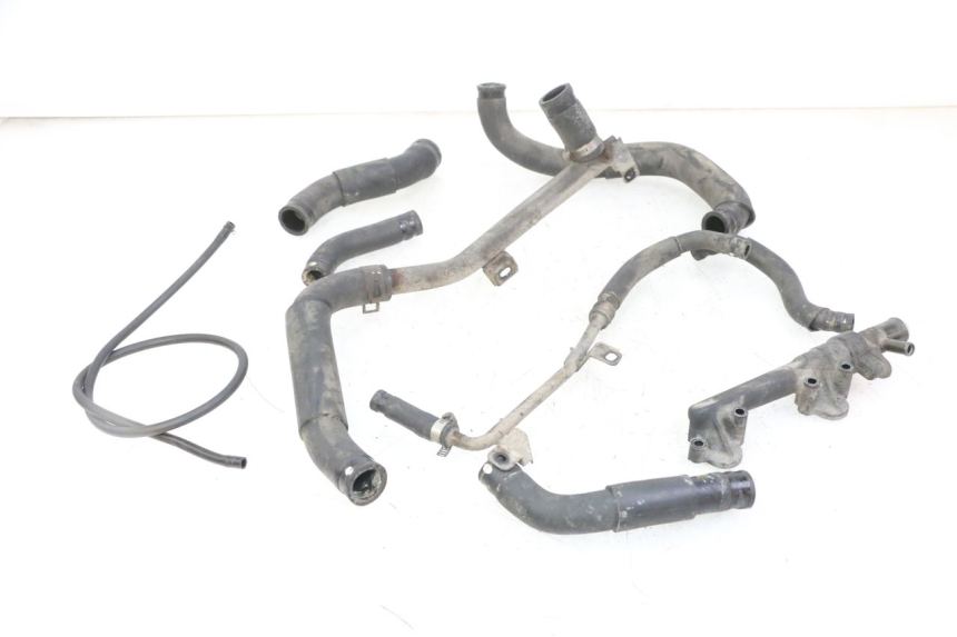 photo de RADIATOR HOSE YAMAHA FZS FAZER 600 (2001 - 2003)