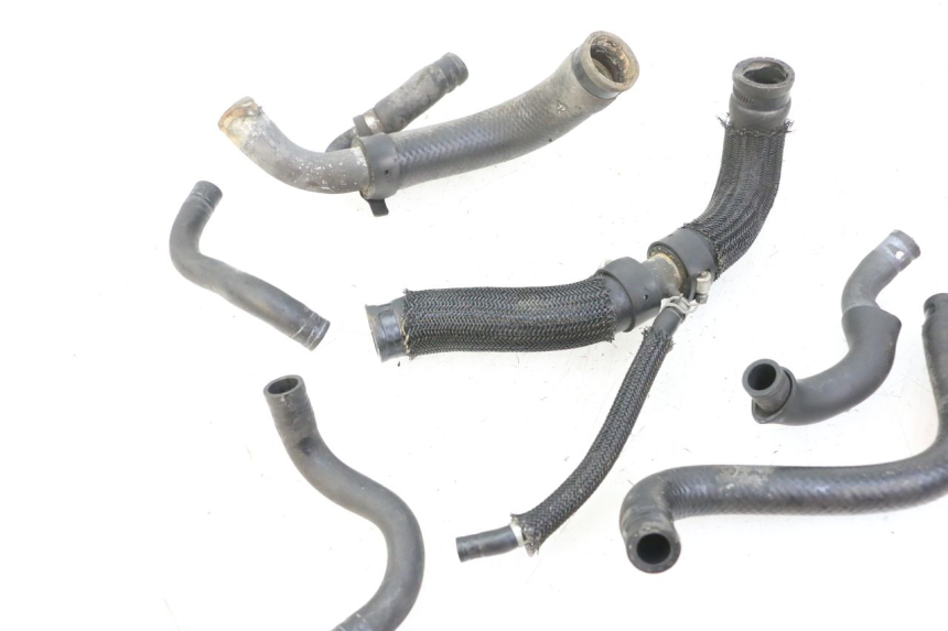 photo de RADIATOR HOSE YAMAHA XJ6 600 (2008 - 2016)