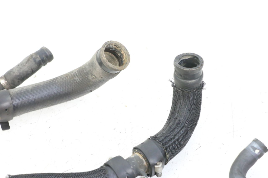 photo de RADIATOR HOSE YAMAHA XJ6 600 (2008 - 2016)