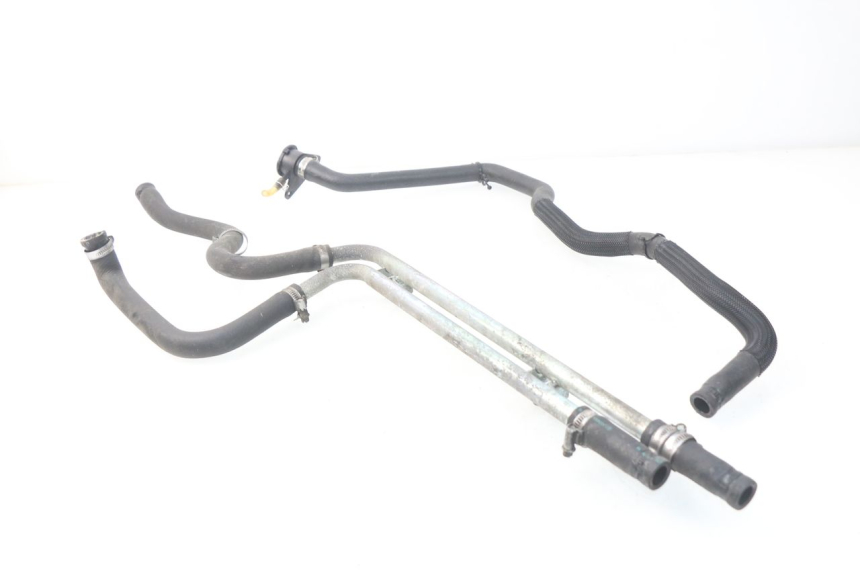 photo de RADIATOR HOSE YAMAHA YP X-MAX XMAX 400 (2014 - 2017)