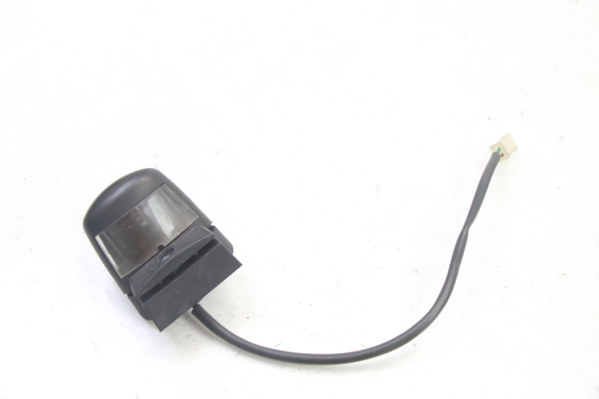 photo de LICENSE PLATE LIGHT PEUGEOT ELYSEO 125 (1999 - 2004)