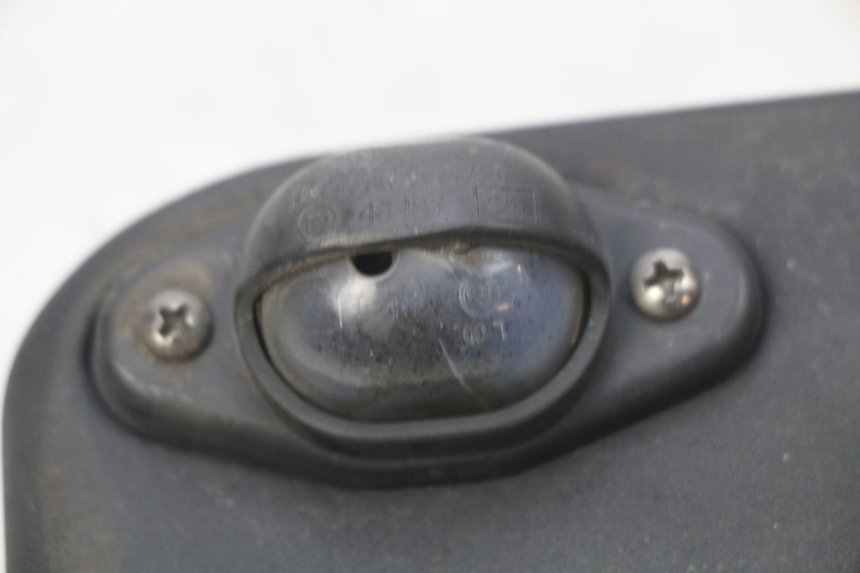 photo de NUMBER PLATE LIGHTING PIAGGIO MP3 LT 400 (2007 - 2012)