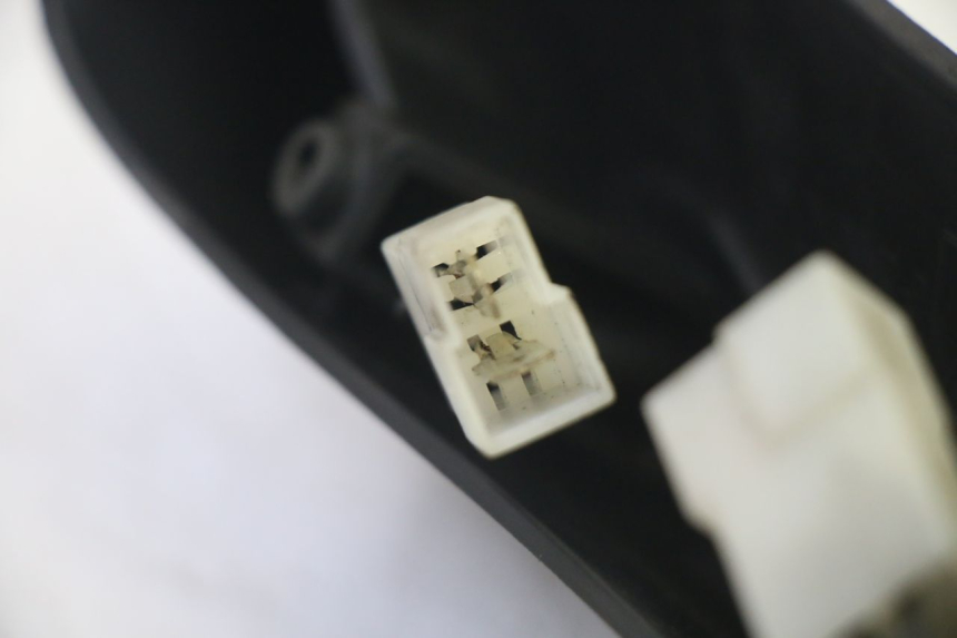 photo de NUMBER PLATE LIGHTING PIAGGIO MP3 RL 250 (2007 - 2010)