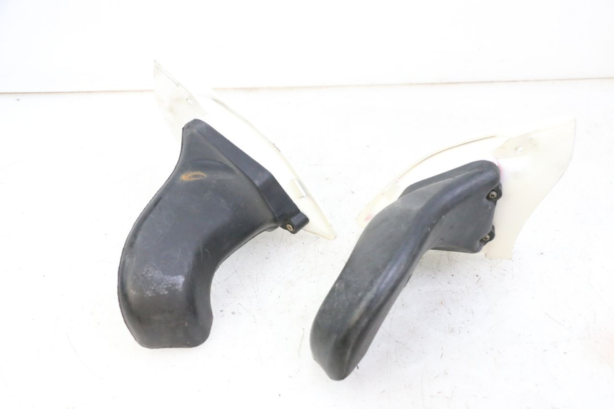photo de RADIATOR SCOOP YAMAHA FJ 36Y 1100 (1984 - 1985)