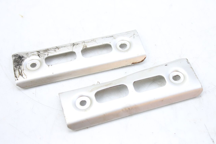 photo de RADIATOR SHROUD YAMAHA FZS FAZER 600 (1998 - 2001)