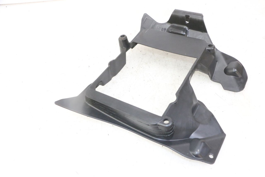 photo de RADIATOR SCOOP PIAGGIO IE MP3 YOURBAN 300 (2011 - 2016)