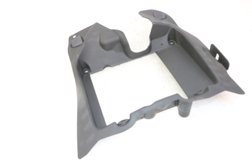 photo de RADIATOR SCOOP PIAGGIO IE MP3 YOURBAN 300 (2011 - 2016)