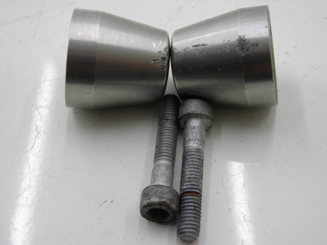photo de HANDLEBAR ENDS APRILIA LEONARDO ST 250 (2002 - 2005)