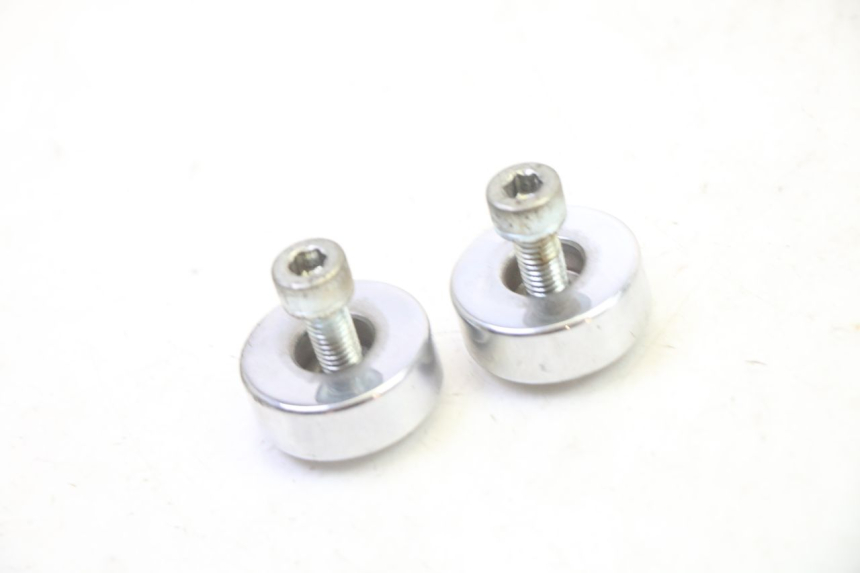 photo de Handlebar end HYOSUNG GV AQUILA 125 (2000 - 2004)