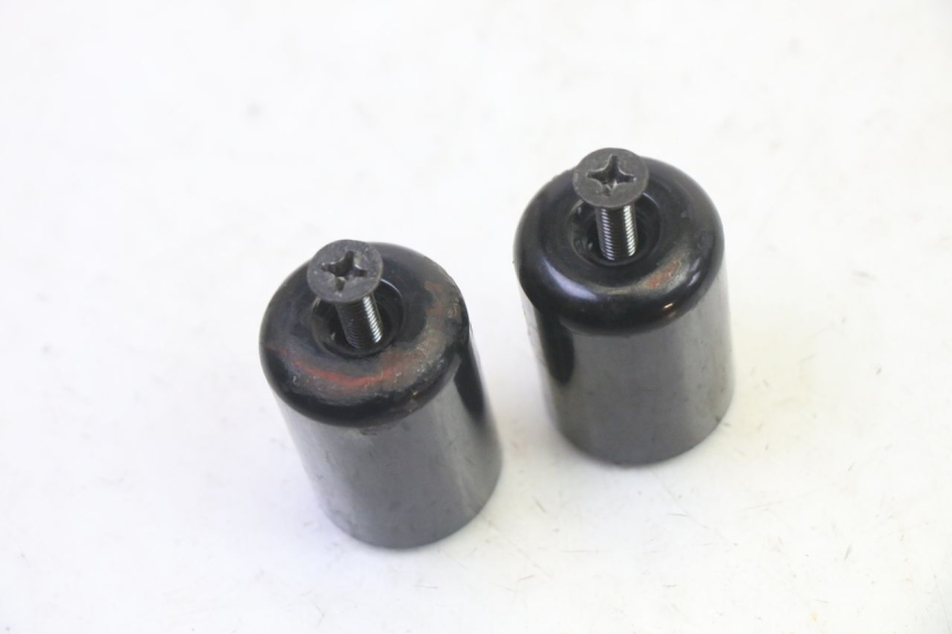 photo de HANDLEBAR END SUZUKI BURGMAN 125 (2007 - 2014)