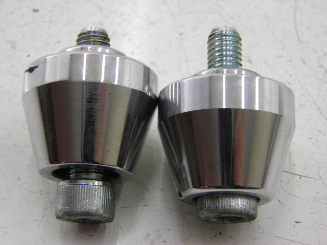 photo de HANDLEBAR ENDS DAELIM S2 FI 125 (2008 - 2017)