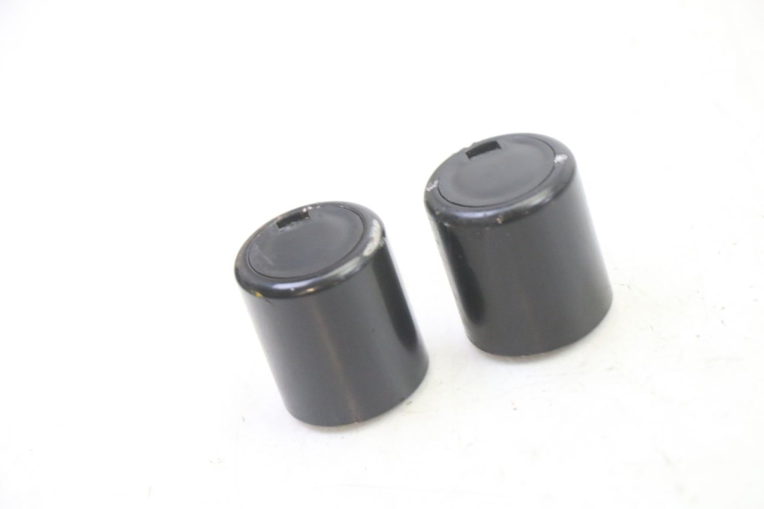 photo de HANDLEBAR ENDS SUZUKI GSR 750 (2011 - 2017)
