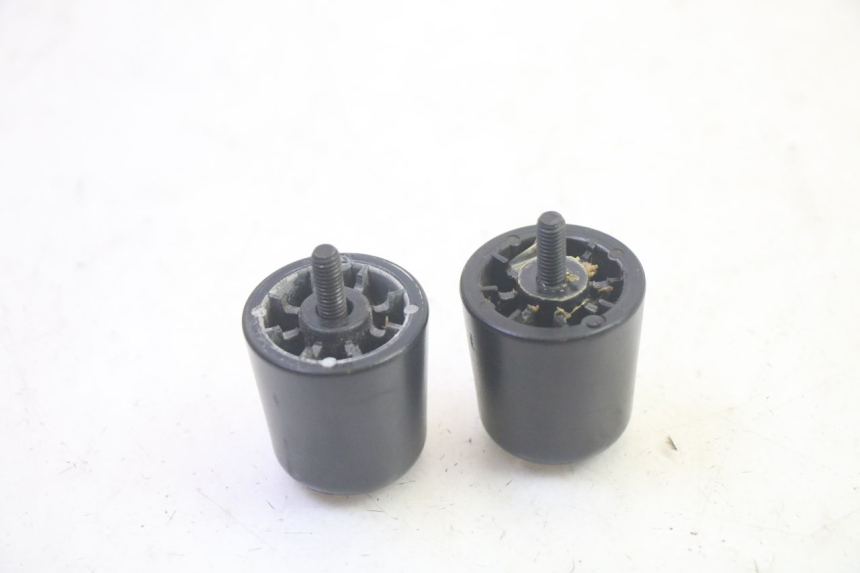 photo de HANDLEBAR ENDS PIAGGIO MP3 HPE 350 (2018 - 2020) - Technical close-up