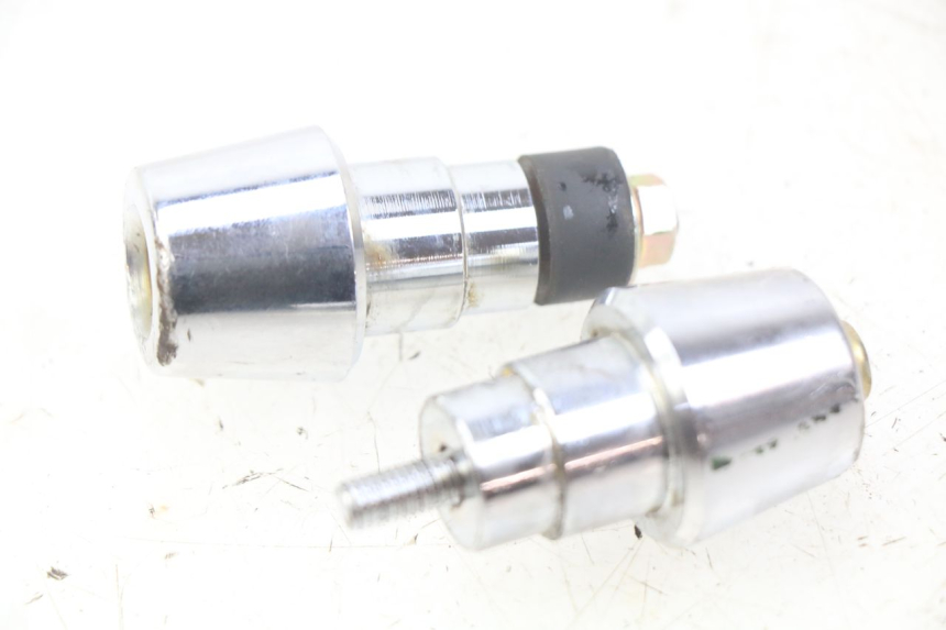 photo de HANDLEBAR END PEUGEOT CITYSTAR 2T 50 (2018 - 2021)