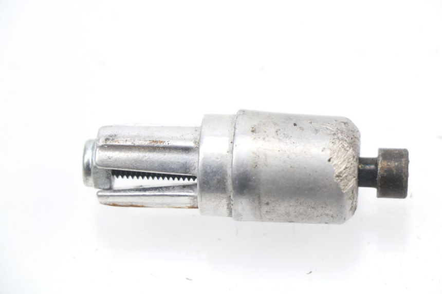 photo de HANDLEBAR ENDS PEUGEOT SPEEDFIGHT 2 LC 50 (2000 - 2009)