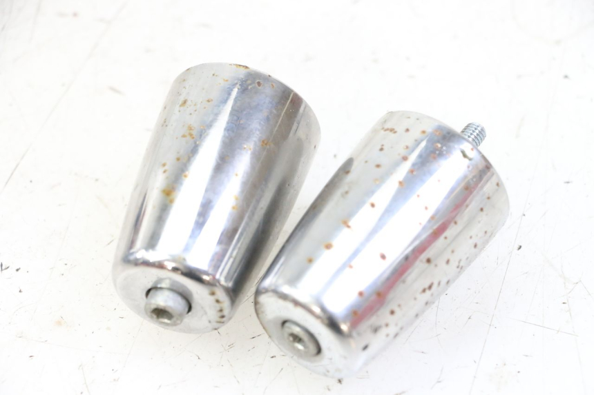 photo de HANDLEBAR ENDS PIAGGIO VESPA GRANTURISMO 200 (2004 - 2005)