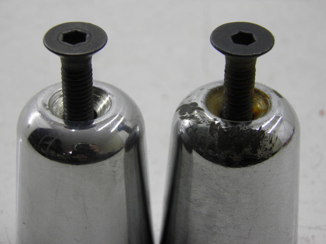 photo de HANDLEBAR ENDS PIAGGIO XEVO - X EVO 125 (2010 - 2015)