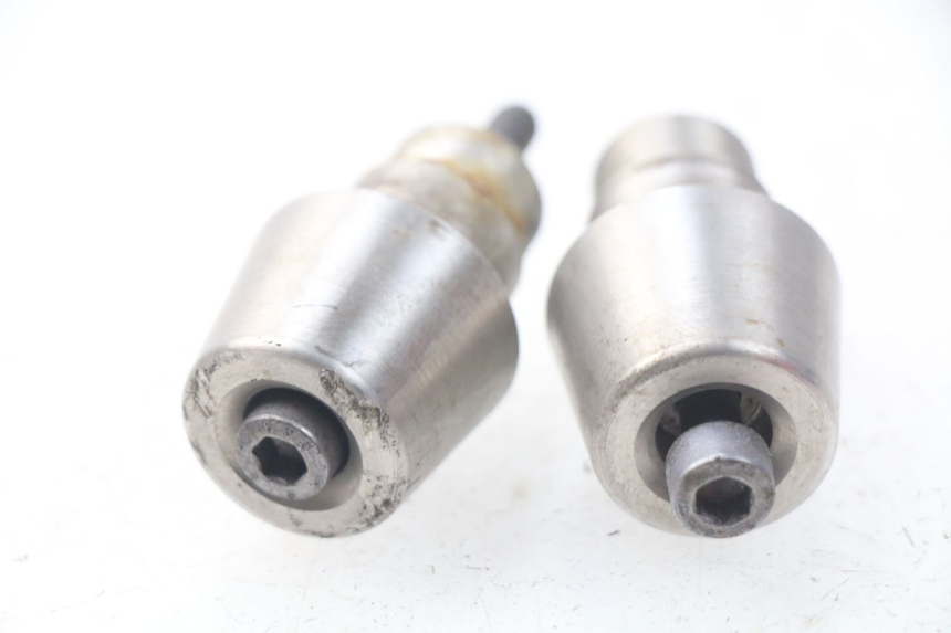 photo de HANDLEBAR ENDS PEUGEOT SATELIS 300 (2012 - 2015)