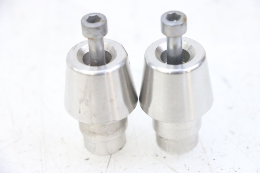 photo de HANDLEBAR ENDS PEUGEOT SATELIS 125 (2013 - 2018)