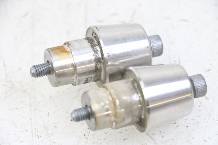 photo de HANDLEBAR ENDS PEUGEOT SATELIS 125 (2013 - 2018)