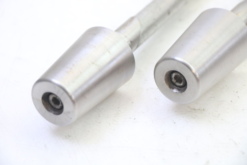 photo de HANDLEBAR ENDS PEUGEOT SATELIS 250 (2006 - 2012)