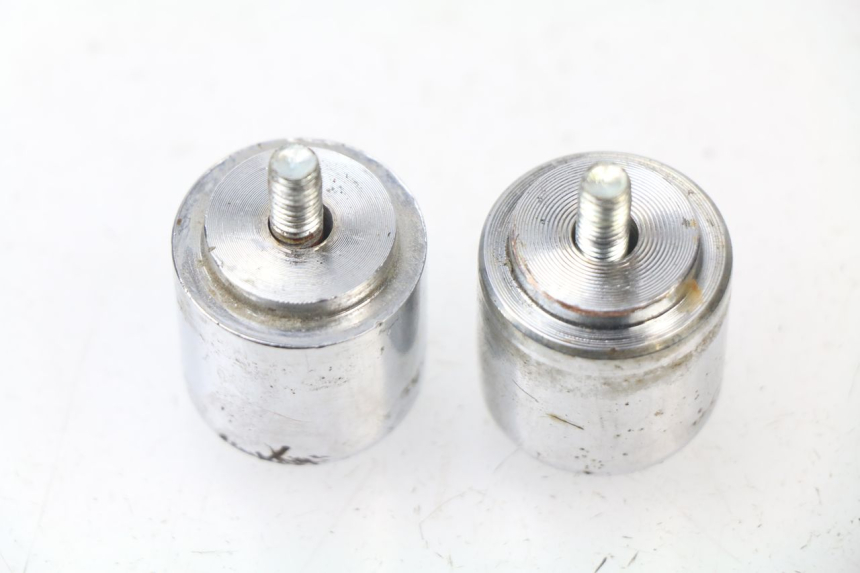 photo de HANDLEBAR ENDS YAMASAKI STREET 50 (2013 - 2018)