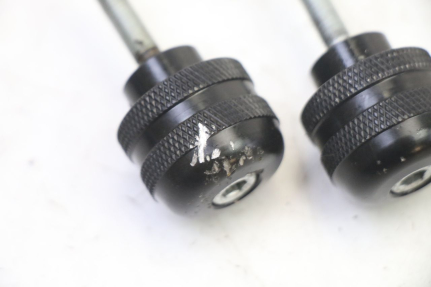 photo de HANDLEBAR ENDS SUZUKI SV S 650 (2003 - 2009)