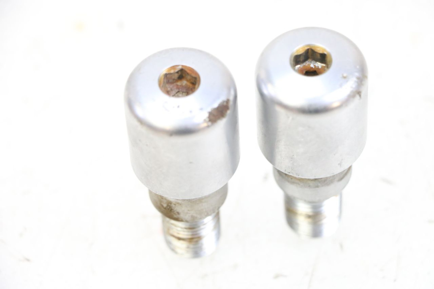 photo de HANDLEBAR END YAMAHA X-MAX XMAX 125 (2010 - 2013) - Technical close-up