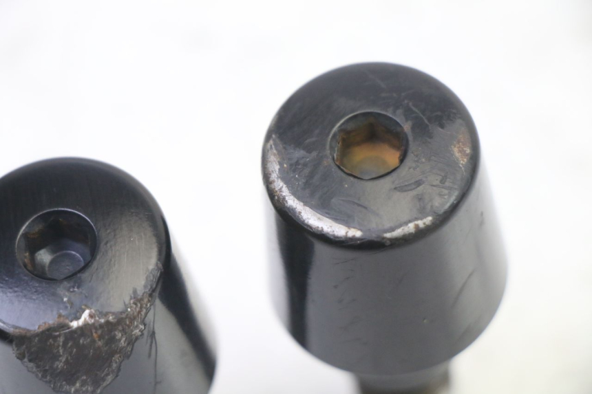 photo de HANDLEBAR ENDS YAMAHA XJ6 ABS 600 (2008 - 2016)