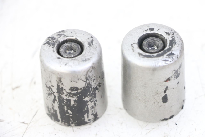 photo de HANDLEBAR ENDS YAMAHA X-MAX XMAX ABS 250 (2010 - 2014)