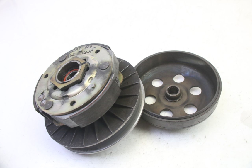 photo de CLUTCH QUADRO 4 4D 350 (2015 - 2018)