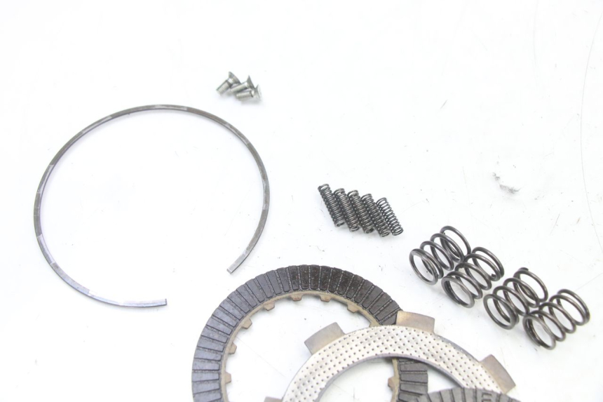 photo de CLUTCH APOLLO RFZ 125