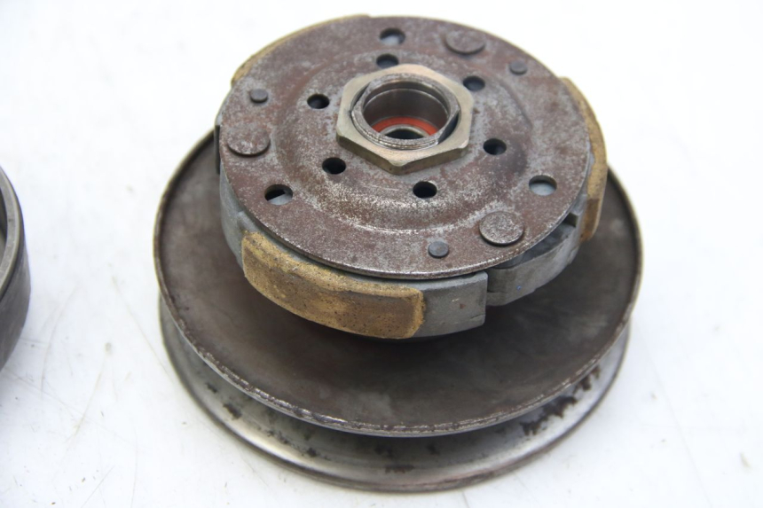 photo de CLUTCH APRILIA SCARABEO 4T 50 (2009 - 2017)