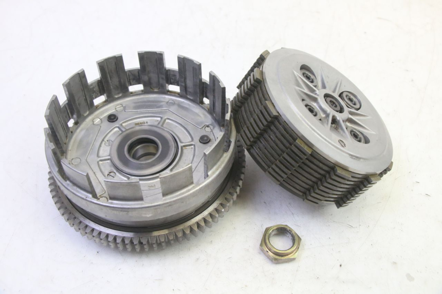 photo de CLUTCH MV AGUSTA BRUTALE R WALLY 910 (2008 - 2008) - Distinctive features