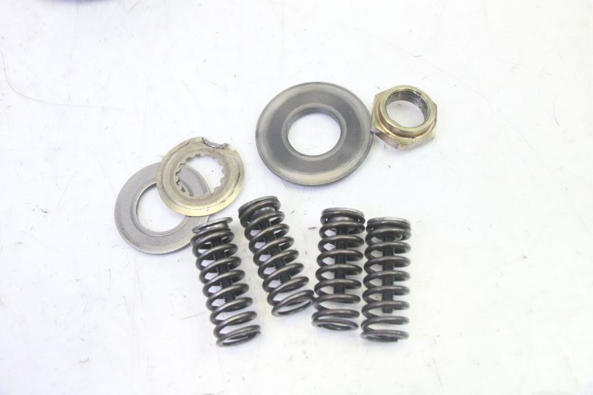 photo de CLUTCH MV AGUSTA BRUTALE R WALLY 910 (2008 - 2008) - High-resolution close-up