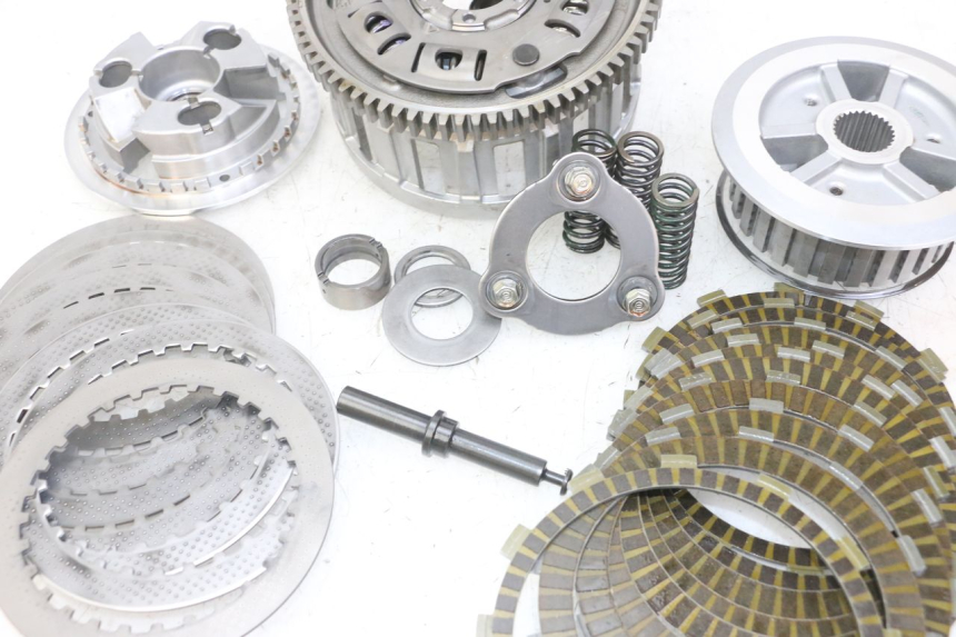 photo de CLUTCH HONDA CB R 1000 (2018 - 2023)