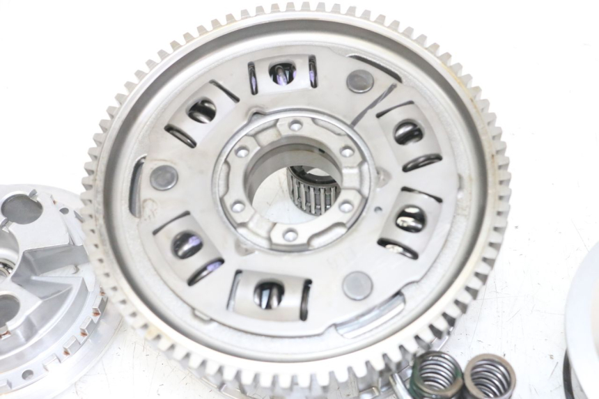 photo de CLUTCH HONDA CB R 1000 (2018 - 2023)