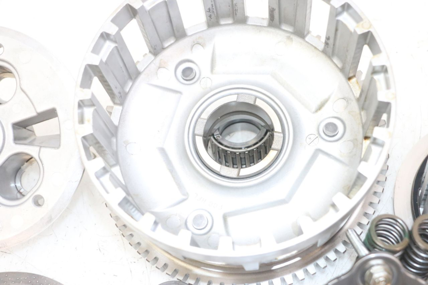 photo de CLUTCH HONDA CB R 1000 (2018 - 2023)