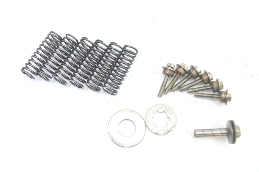 photo de CLUTCH SUZUKI GS GSE 500 (2001 - 2003)