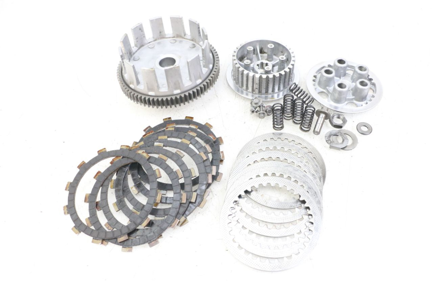 photo de CLUTCH SUZUKI GSX E 250 (1982 - 1983)