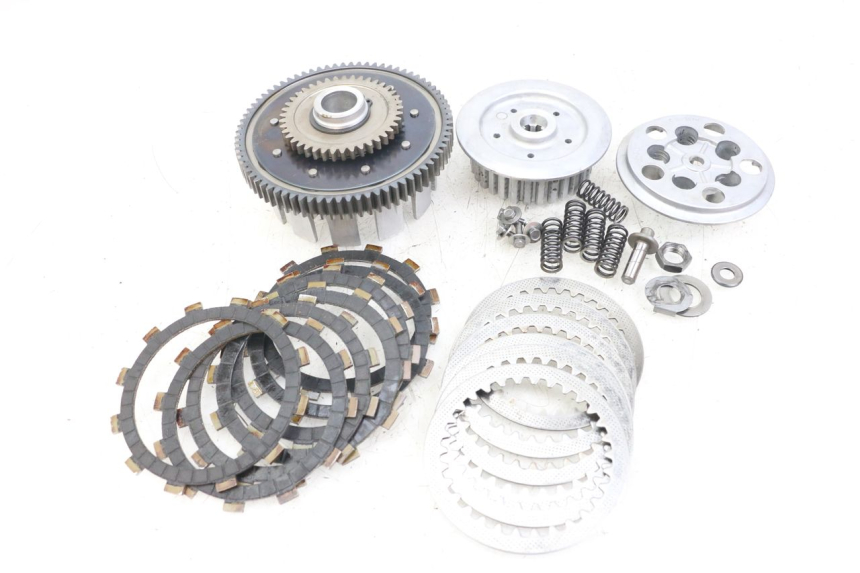 photo de CLUTCH SUZUKI GSX E 250 (1982 - 1983)