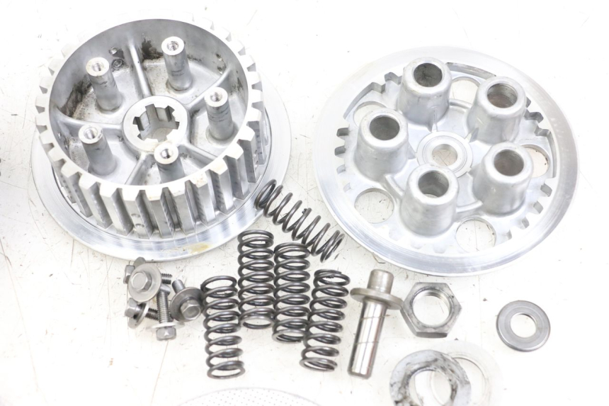 photo de CLUTCH SUZUKI GSX E 250 (1982 - 1983)