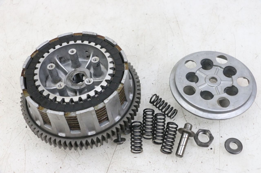 photo de CLUTCH SUZUKI GSX E 250 (1982 - 1983)