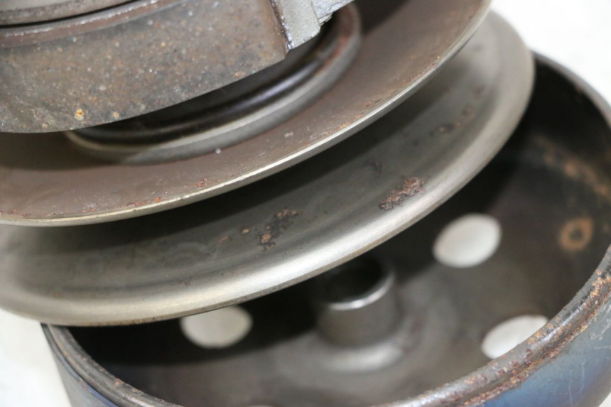 photo de CLUTCH PEUGEOT KISBEE 2T 50 (2010 - 2017)