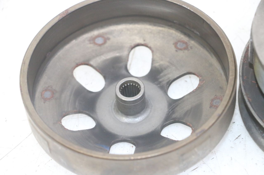 photo de CLUTCH PEUGEOT KISBEE 4T 50 (2018 - 2022)