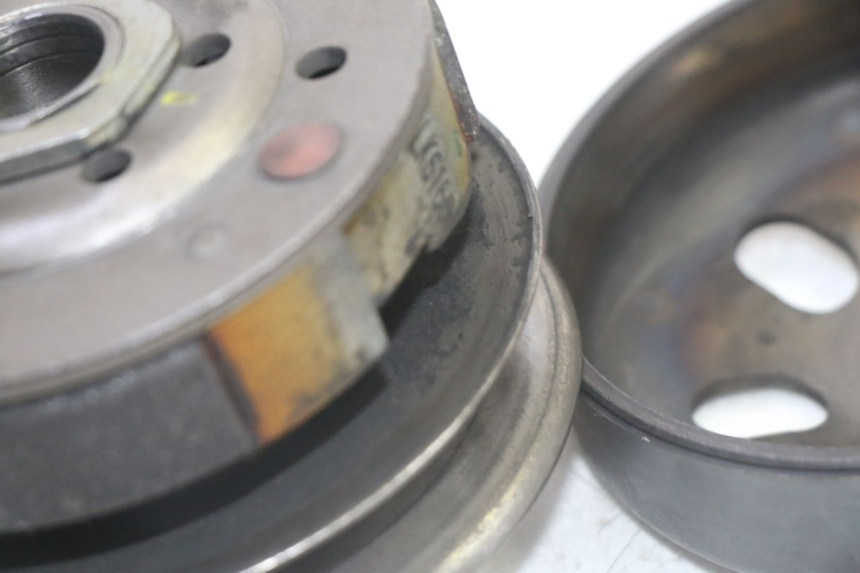 photo de CLUTCH PEUGEOT KISBEE 4T 50 (2018 - 2022)