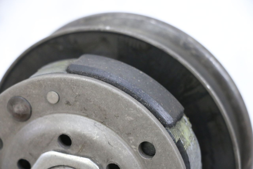 photo de CLUTCH PEUGEOT KISBEE 4T 50 (2010 - 2017)